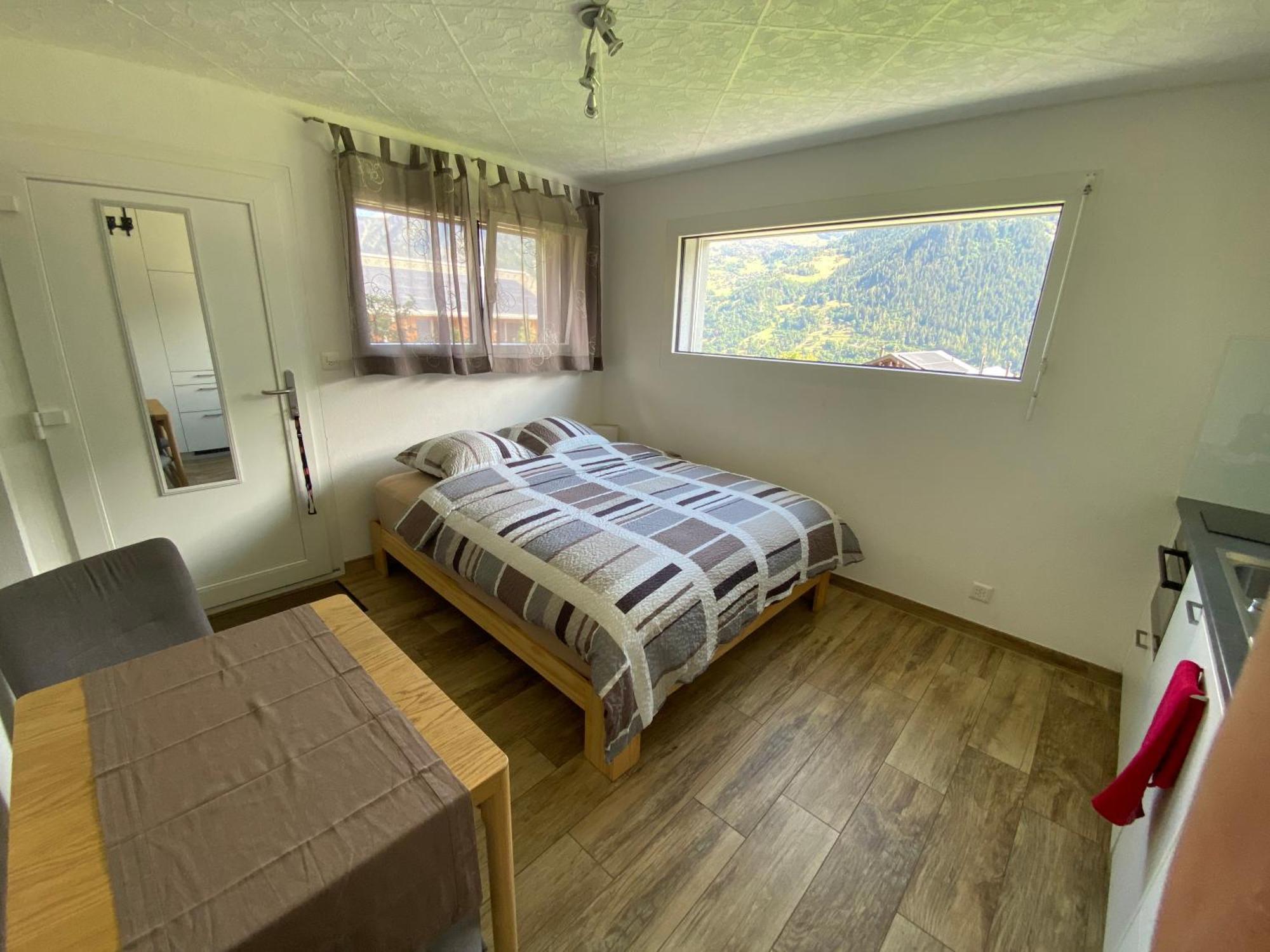 Appartement Aux Grands-Vergers à Bruson Extérieur photo